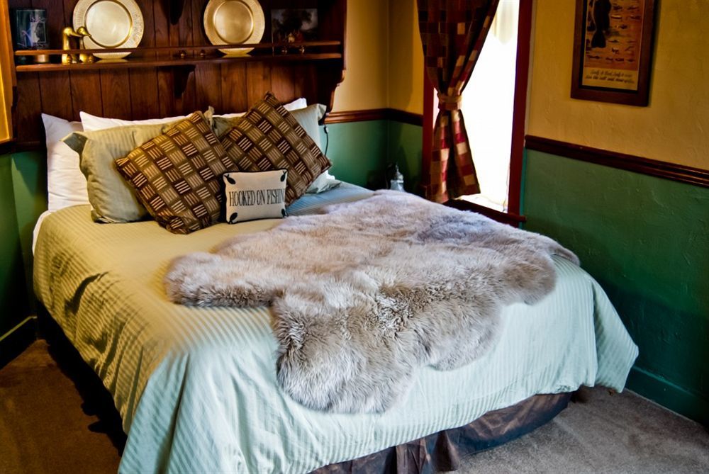 Cliff House Lodge And Hot Tub Cottages Morrison Kültér fotó